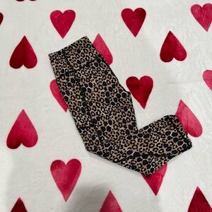 Victoria’s Secret Sport Capri Leopard Leggings ✨